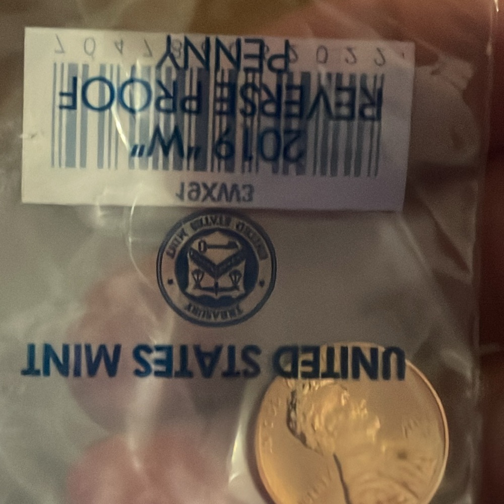 2019 United States Mint Proof Set w additional 2019 W west point penny